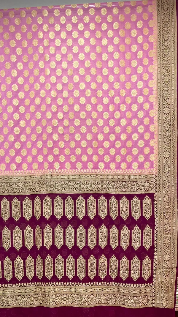 Humairah_Pure_Handloom_Khaddi_Georgette_Pink_Kadhwa_Zari__Booti_with_Kadhwa_Purple_Anchal_&_Contrast_Purple_Blouse