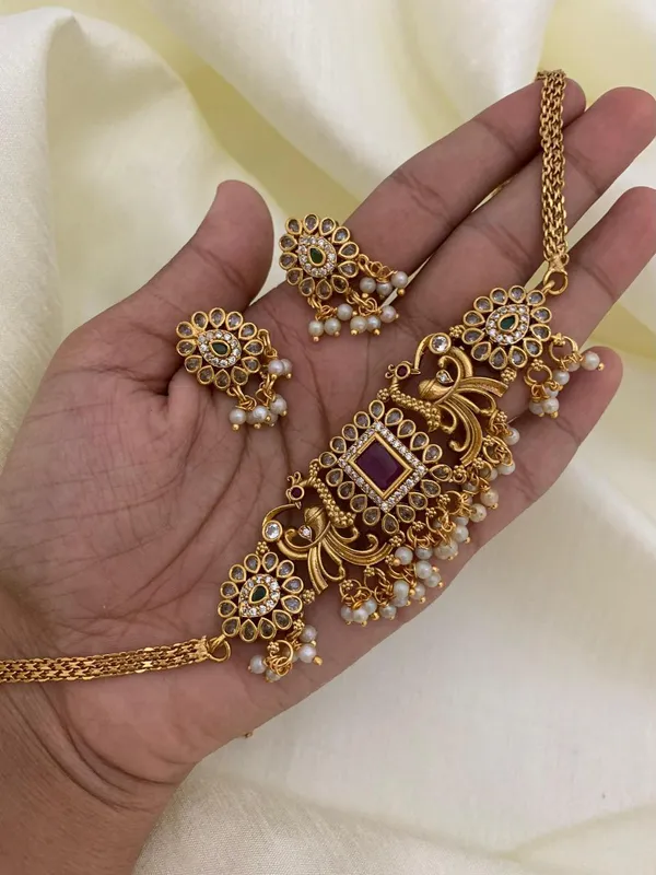 Akshi_Antique_Choker_Set