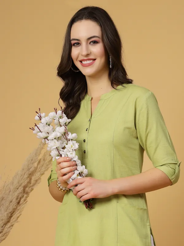 Light_Green_Cotton_Solid_Straight_Kurta