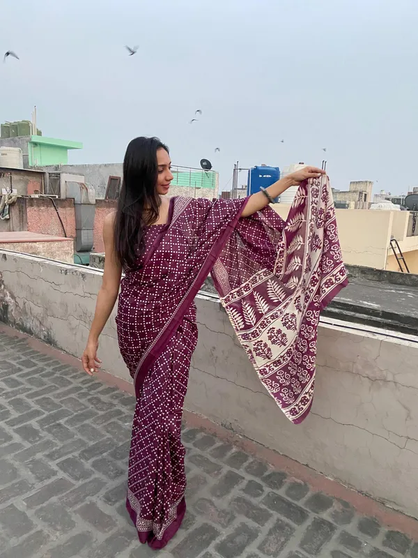 Ikkat_Print_Pure_Soft_Cotton_saree_With_Blouse_Piece