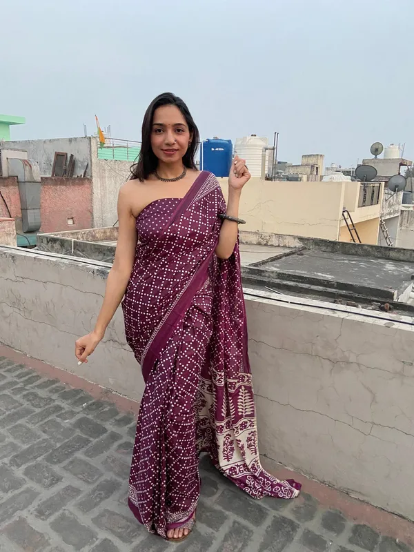 Ikkat_Print_Pure_Soft_Cotton_saree_With_Blouse_Piece