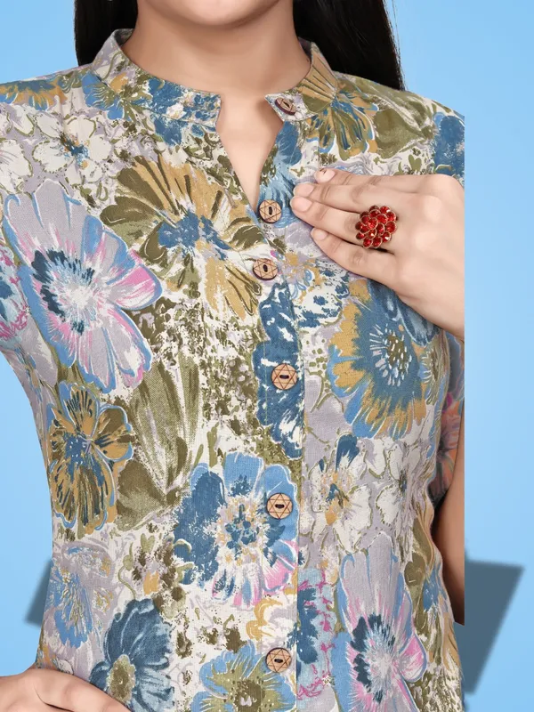 Light_Blue_Classic_Rayon_Floral_Printed_Straight_KurtIs