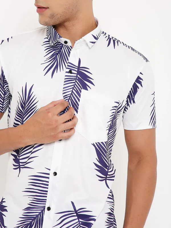 Lycra_fabric_digital_printed_Men's_ShirtHalf_Sleeves