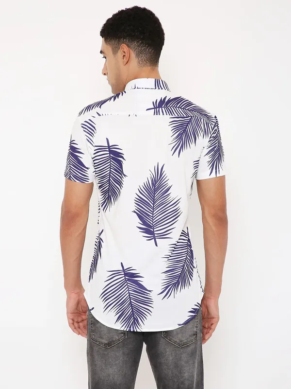 Lycra_fabric_digital_printed_Men's_ShirtHalf_Sleeves