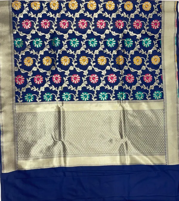 Humairah_Presents_Navy_Blue_Katan_Silk_Floral_Mina_Zari_Jaal_Boota_with_Banarasi_Zari_Border_and_Navy_Blue_Blouse