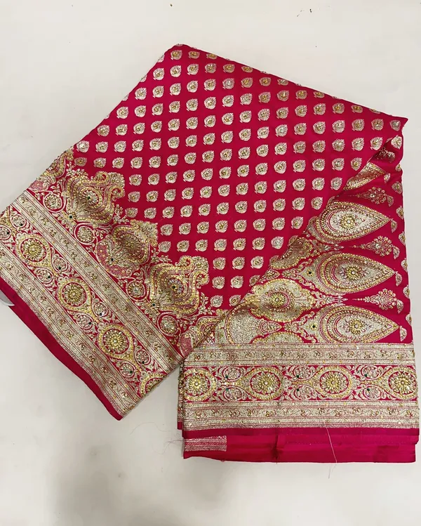 Humairah_Presents_Pink_Stone_Work_Golden_Zari_Booti_with_Floral_Heavy_Pallu_Zari_Border_and_Pink_Blouse_Banarasi_Saree
