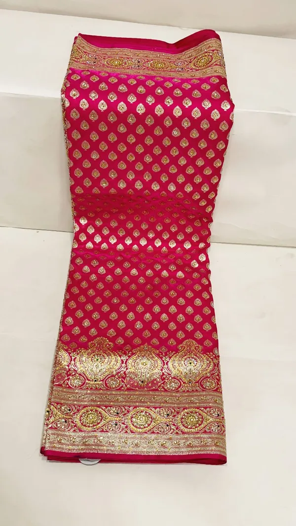 Humairah_Presents_Pink_Stone_Work_Golden_Zari_Booti_with_Floral_Heavy_Pallu_Zari_Border_and_Pink_Blouse_Banarasi_Saree