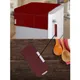 Red__E-Retailer