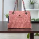 Red__trendspark