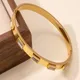 Gold__Aquastreet