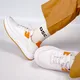 White & Musturd__Skoots