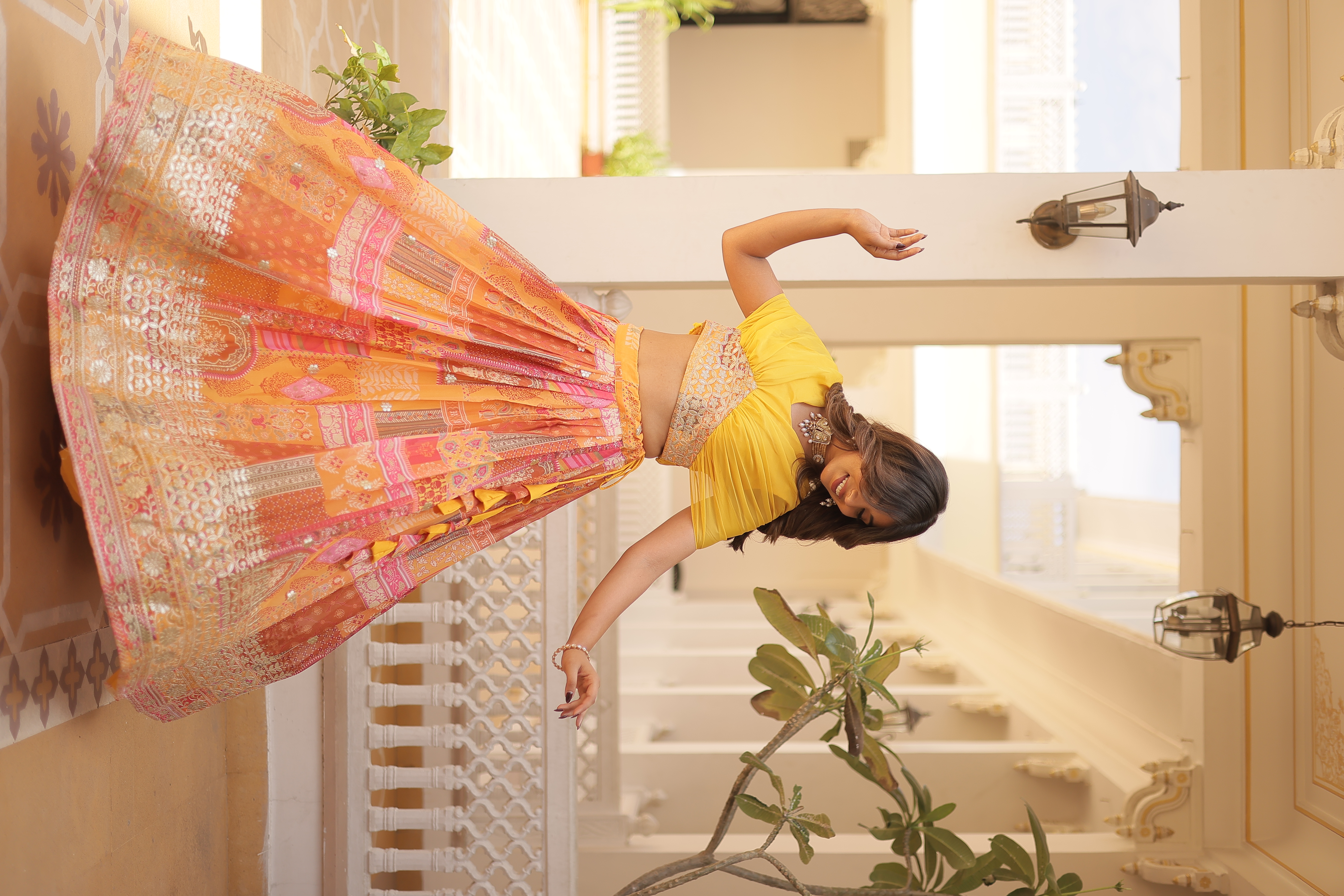 Yellow__Stylish Lady