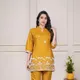 yellow__Clostyle