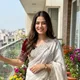 white __BADE SUHANE
