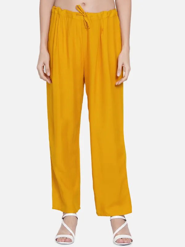 https://d1311wbk6unapo.cloudfront.net/NushopCatalogue/tr:w-600,f-webp,fo-auto/10028_1670903168368_mg3ts0ihwwaxwc9.jpg