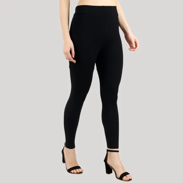 Women_Black_Solid_Mid_Rise_Body_Fitted_Jeggings__POPWINGS