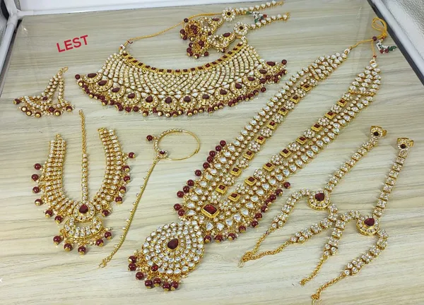 Lucentarts Jewellery INDIAN TRADITIONAL 