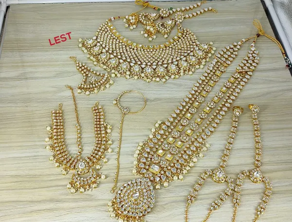Lucentarts Jewellery INDIAN TRADITIONAL 