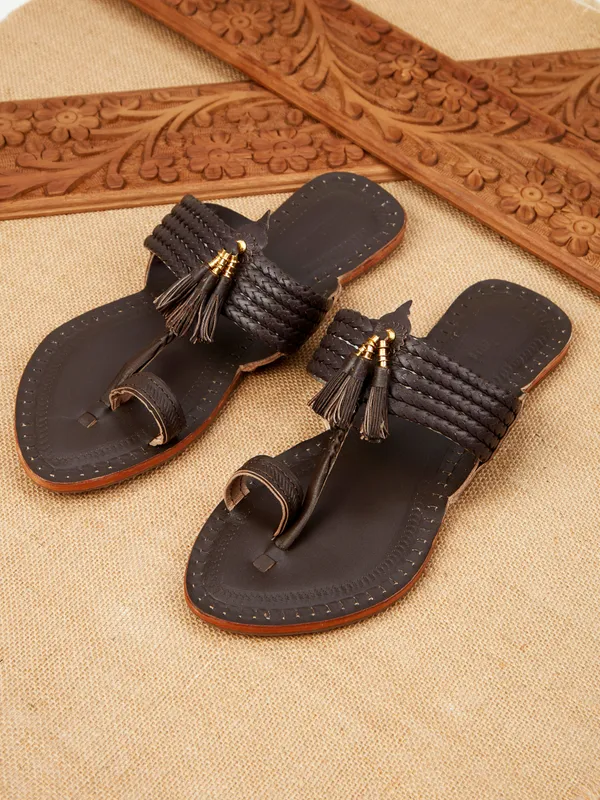 korakari footwear