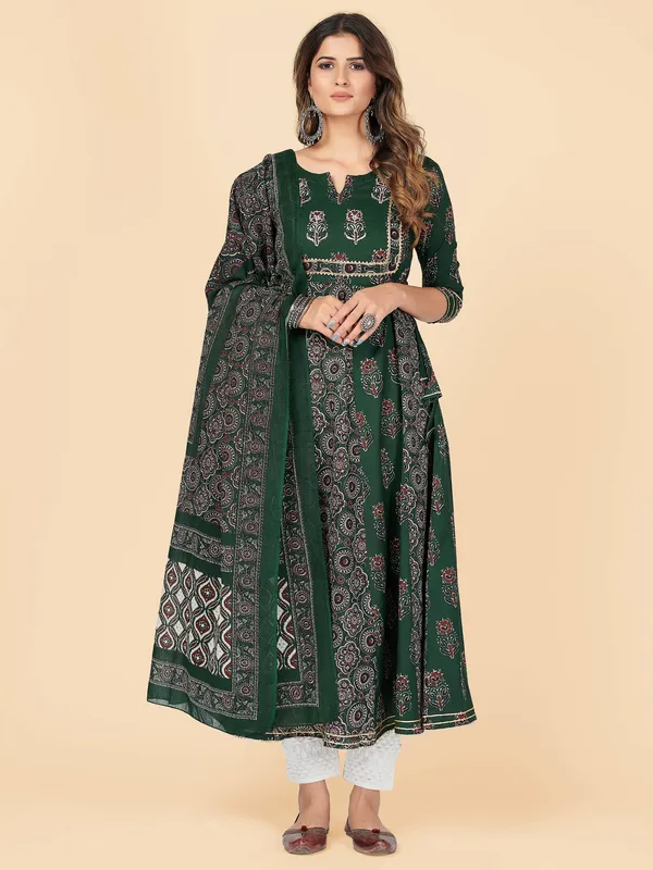 Women'S_Printed_&_Embroidered_Anarkali_Cotton_Green_Stitched_Kurta_With_Dupatta_(VF-KU-1139)__Vbuyz
