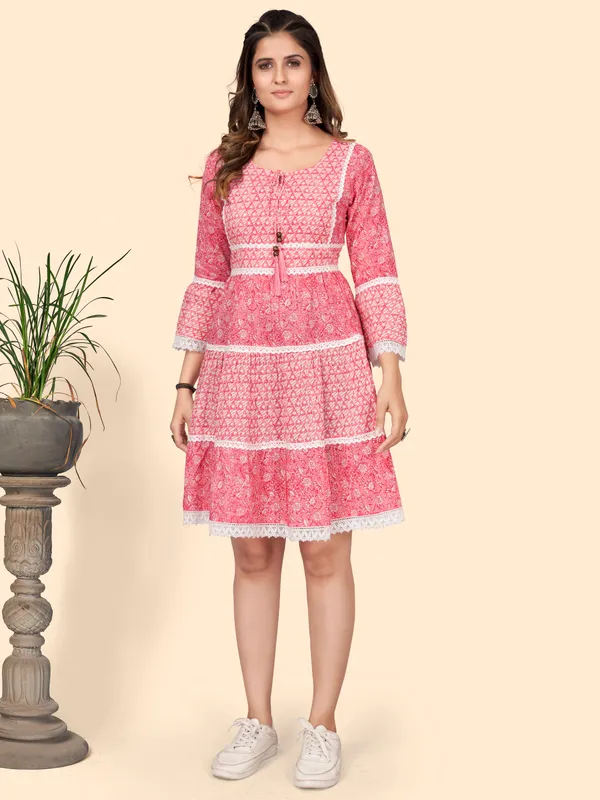 Women'S_Print_&_Lace_Work_Flared_Cotton_Pink_Stitched_Dress(VF-KU-1844)__Vbuyz