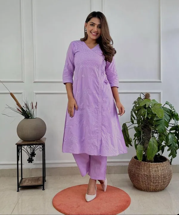 Lilac_Embroidered_Straight_Kurta_For_Women