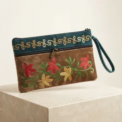 Discover_Kashmir_Accessories__CRAFTIQUE KASHMIR