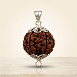 Sacred_Finds_Accessories__RUDRAKASHI 