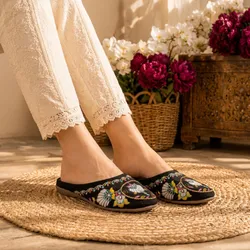 Step_Into_Style_Trending__YUG TRENDS 