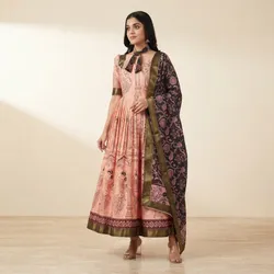 Her_Style_Edit_Ethnicwear__HERLUXE 