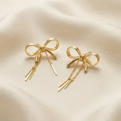 Adorn_Yourself_Earrings__EKAYAA 
