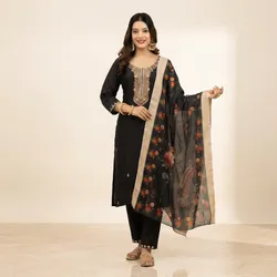 Style_Your_World_Festive__MISHWA FASHION 
