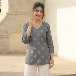 Explore_And_Adorn_Trending__AARNA FASHION