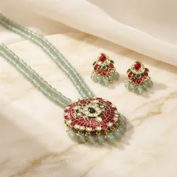 Adorn_Yourself_Vibrant__HOUSE OF NIRVAE