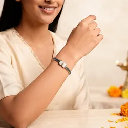 Shine_&_Adorn_Festive__MOESHA LUXE JEWELS 