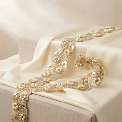 Craft_&_Grace_Laces__GOLDEN LACE AND THREAD 