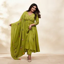 Dress_To_Impress_Festive__SAANJH JAIPUR