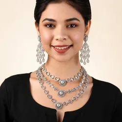 Shine_Every_Day_Necklace__GAURAV JEWELS