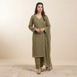 Dress_to_Impress_Sets__BANGLA BISWA
