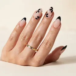 Nail_Your_Look_French__NIOR NAILS