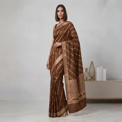 Drape_In_Elegance_Silks__ELEGANCE OF BANARAS 