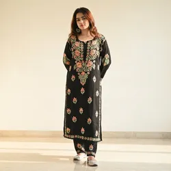 Drape_Your_Story_Trending__QIRAT CHIKANKARI 