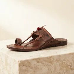 Step_Into_Style_Kolhapuris__POPULAR FOOTWEAR