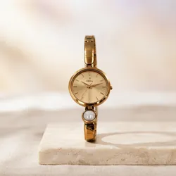 Time_&_Style_Timepieces__EERA
