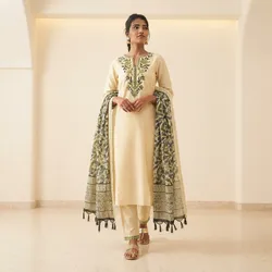 Style_Your_Story_Sets__RAINA CREATION 