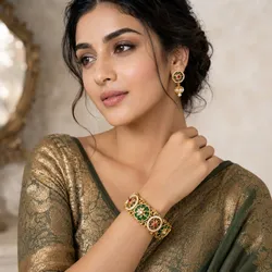 Adorned_In_Gold_Bangles__SWARNLOOK