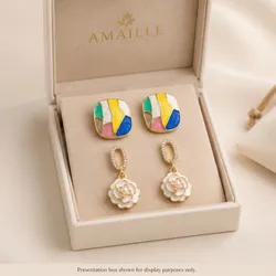 Shine_Your_Way_Ornaments__AMAILLE