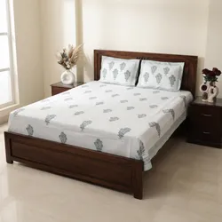 Craft_&_Carry_Textiles__HOUSE OF VIRASAAT