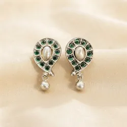 Shine_Your_Way_Studs__KO SilverLite