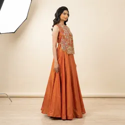 Drape_Your_Style_Suits__Aaradhya Clothing
